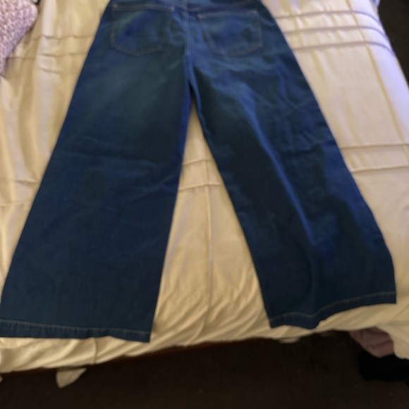 American Eagle Wide-Leg Blue Jeans - Picture 2 of 4